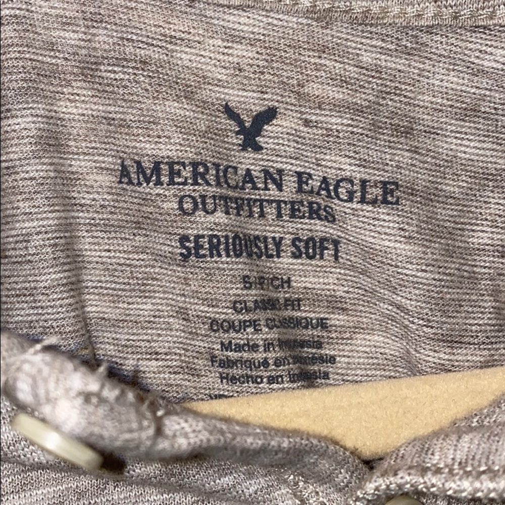 American Eagle 3 Button Shirt Tan Pattern Shirt - image 3